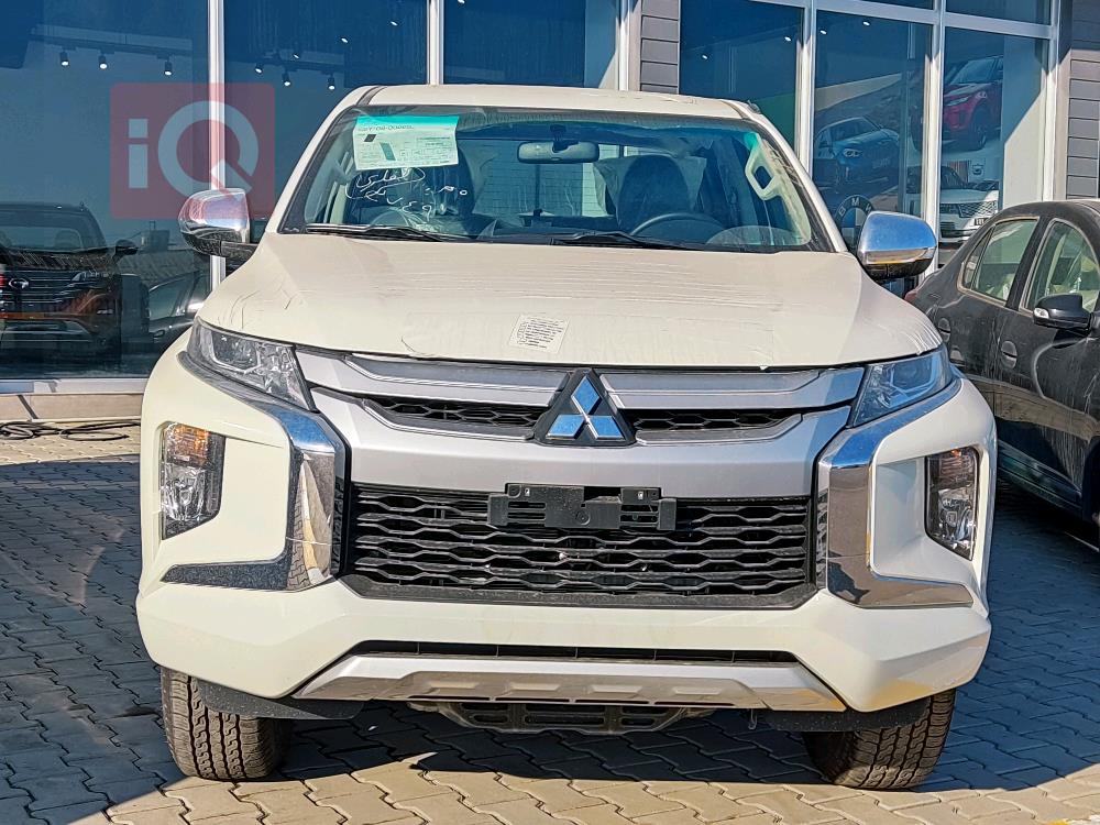 میتسوبیشی L200